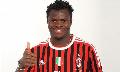 Taye Taiwo:/Olympique Marseille - AC Milan/